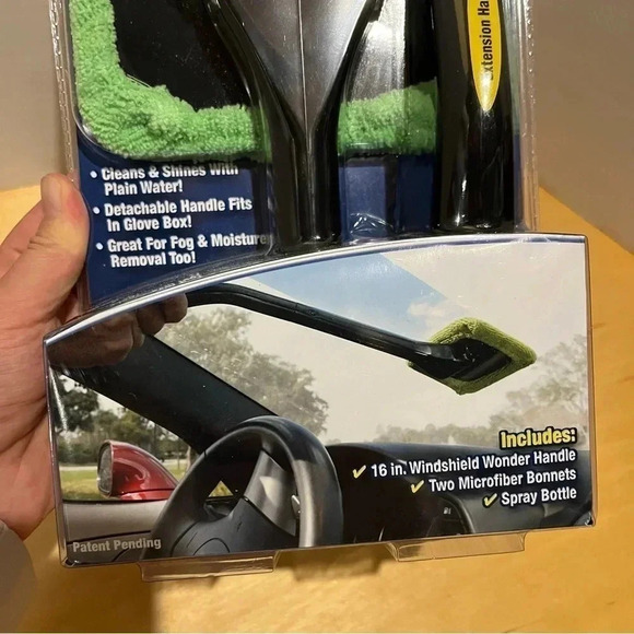 Telebrands Windshield Wonder Microfiber Long Handled Cleaning Tool - Picture 4 of 8